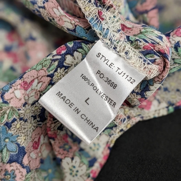 Drop shoulders elastic, cutout sleeve design, tie front floral blouse, L, sexy - Picture 2 of 6